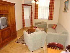 House Pater