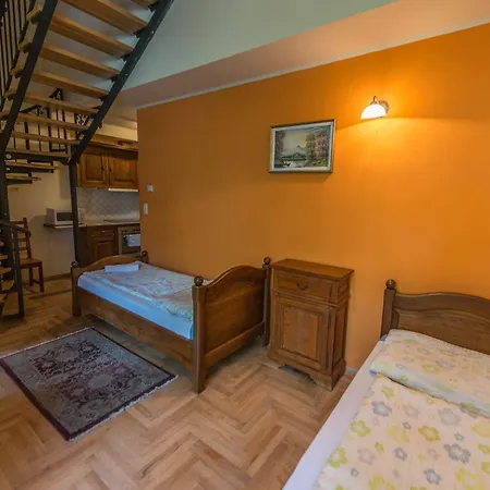 House Pater Hotel 3*