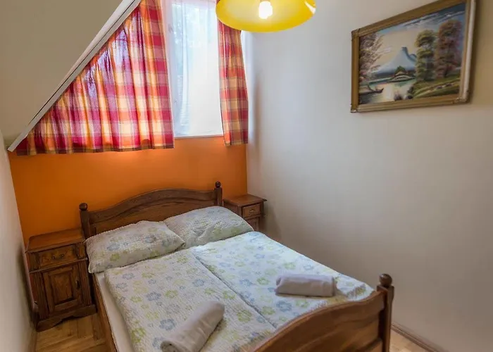 House Pater Szálloda